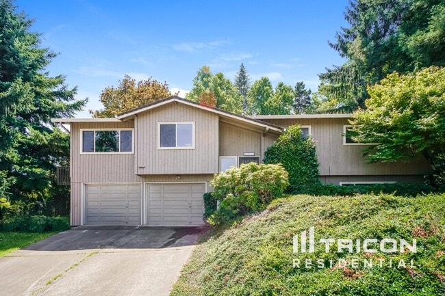 Building Photo - 6038 SE Alderhill Loop Rental