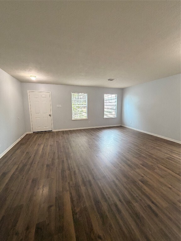 Photo - 919 Ivycroft Ln