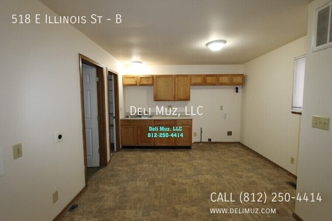 Photo - 518 E Illinois St Apartment Unit B