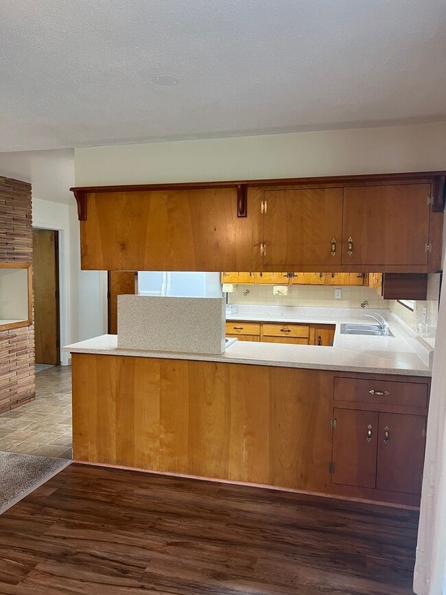 Building Photo - pd01 - Parkdale Estates Inc Unit 1712