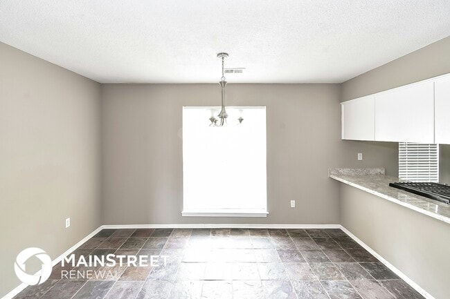 Photo - 6455 Walnut Grove Rd