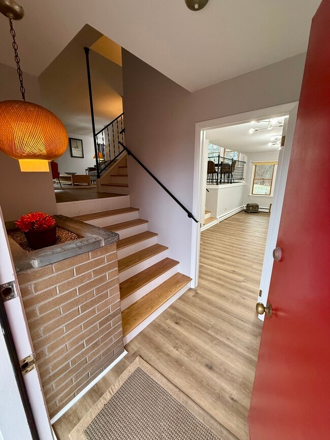 Photo - 147 Honness Ln
