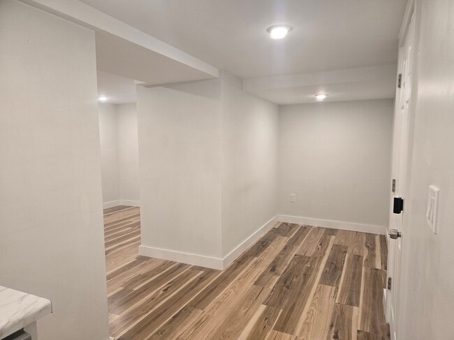 Photo - 81 Bailey Rd Unidad 81R 2