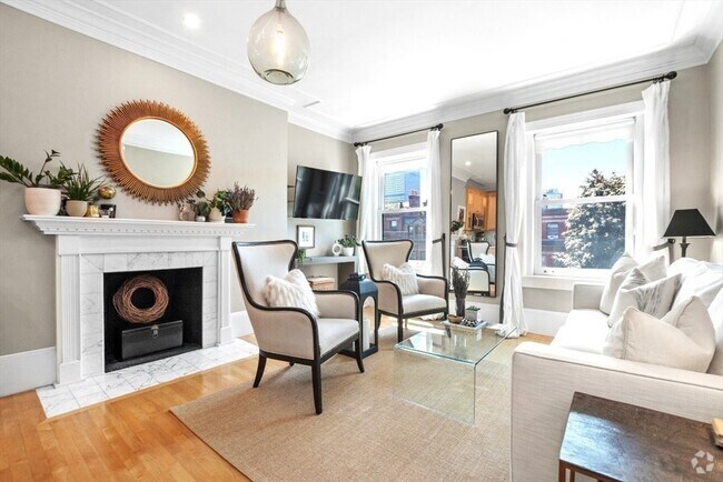 Building Photo - 395 Marlborough St Unit 9 Rental
