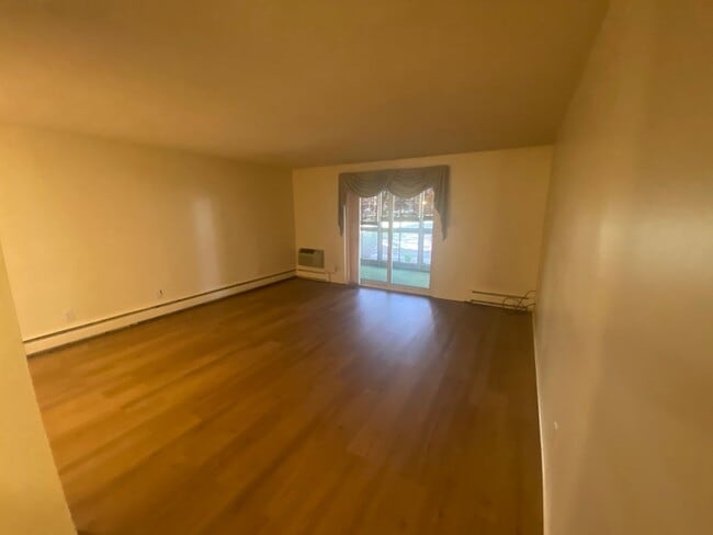 Photo - 2 Bedroom 1 Bath Condo in Heather Gardens