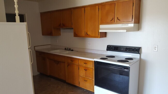 Photo - Spacious 1 Bed 1 Bath in the heart of Speedway! Unit Apt. 02