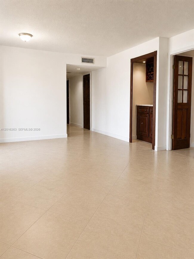 Photo - 309 Lakeview Dr Unit 204