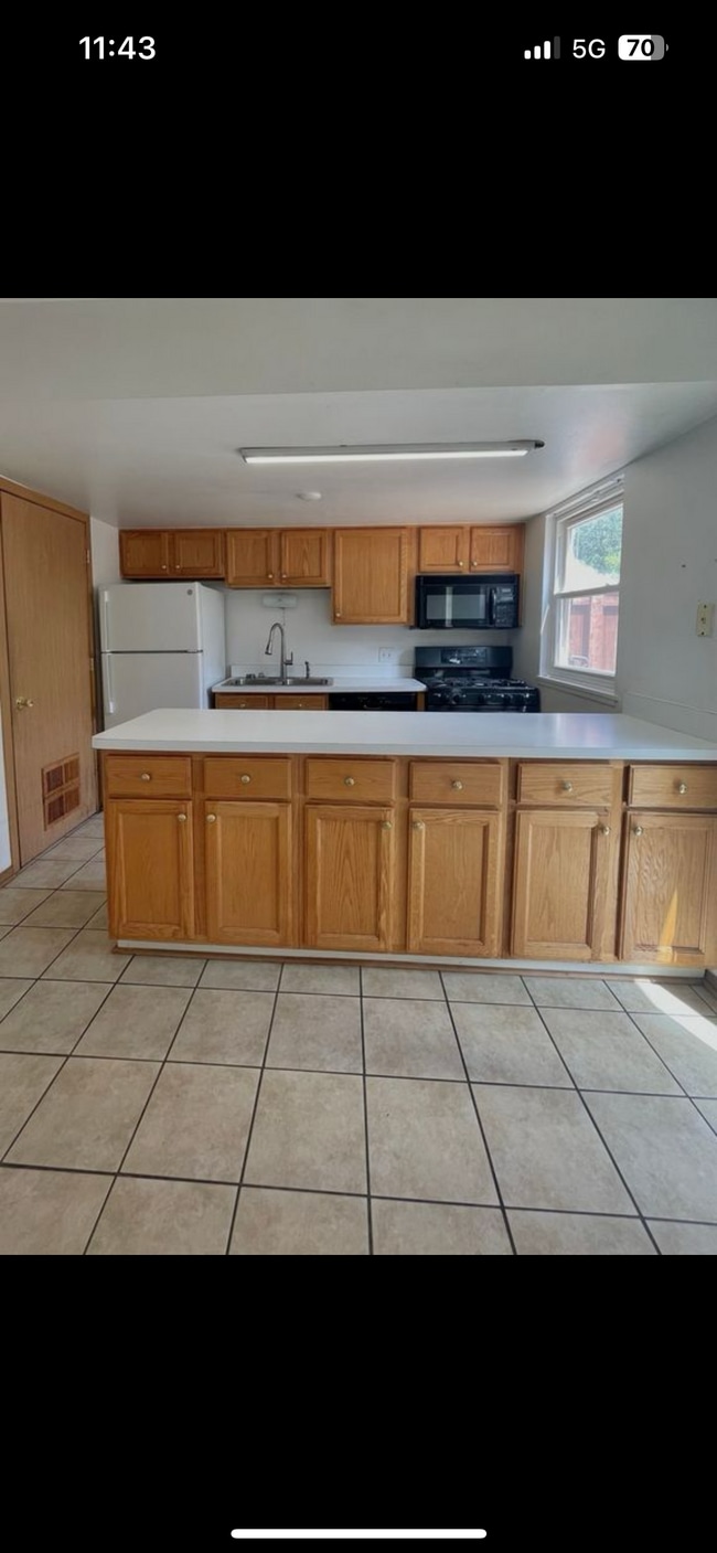 Photo - 1766 Hassell Rd