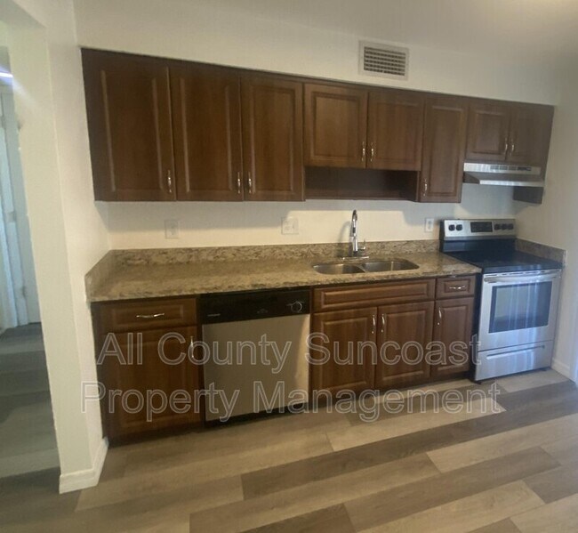 Photo - 7450 35th St N Unit 1003