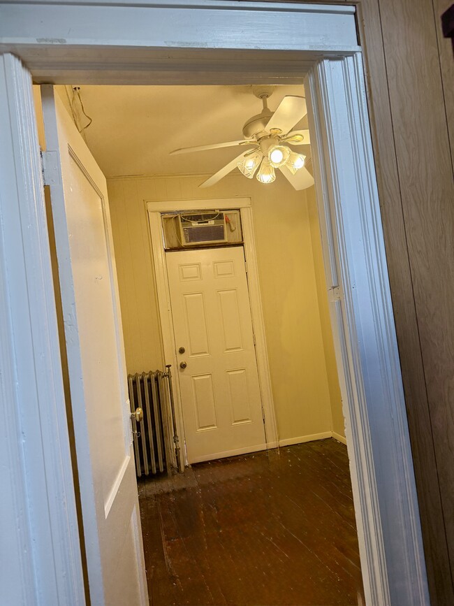 Building Photo - 6313 Eliot Ave Unit 63-13