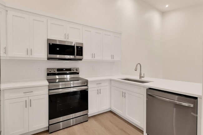 Photo - 6299 Chasewood Dr Unit G