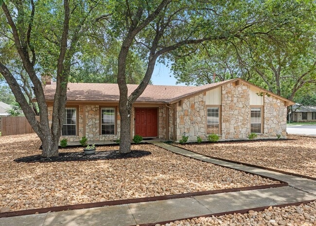 Building Photo - Move-In Ready Contemporary Gem on Treed Corner Lot!