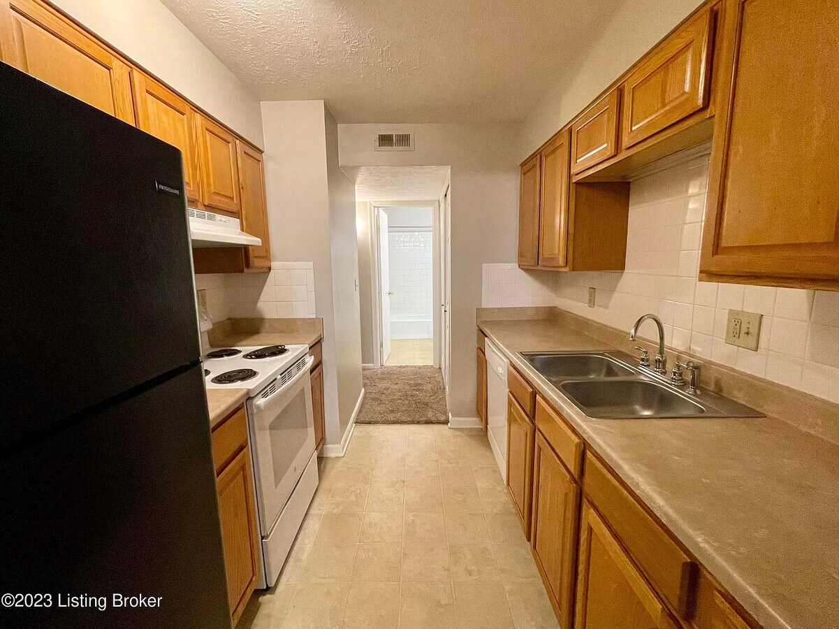 Photo - 4506 Landside Dr Unit 12