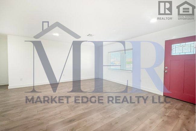 Photo - 5Bed/3Bath Home University/McClintock! $39...