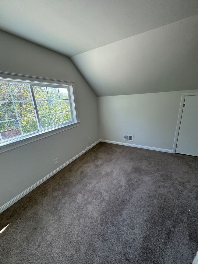Photo - Charming 4 Bed, 2 Bath Home in Prime Conco...