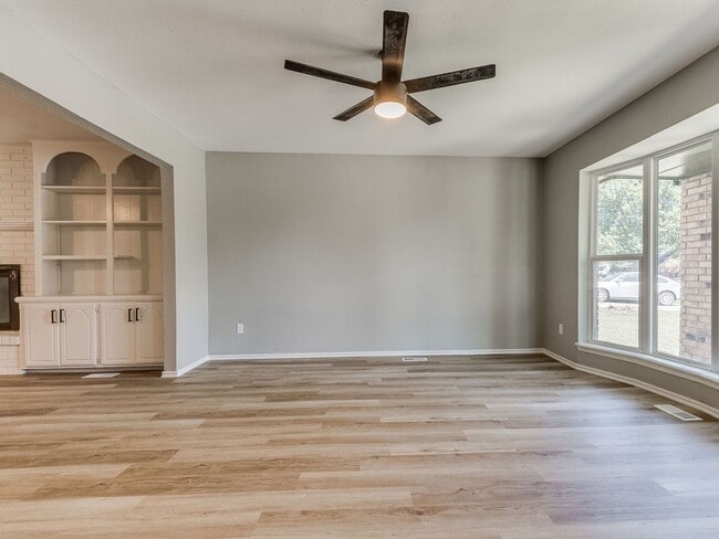 Photo - Stunning 4-Bedroom Home for Rent in Westwo...