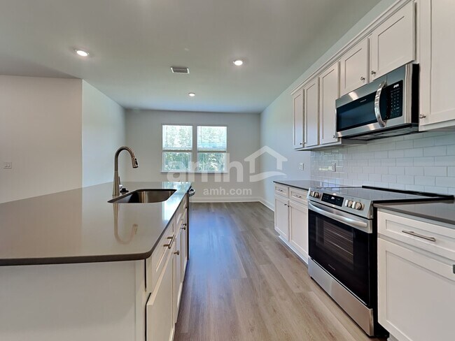 136 Bee Tree Blvd