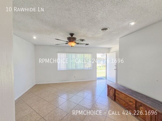 Photo - 10 Rawhide Ln