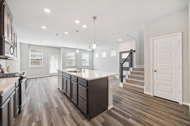 Photo - 1514 Lakeline Oak Dr