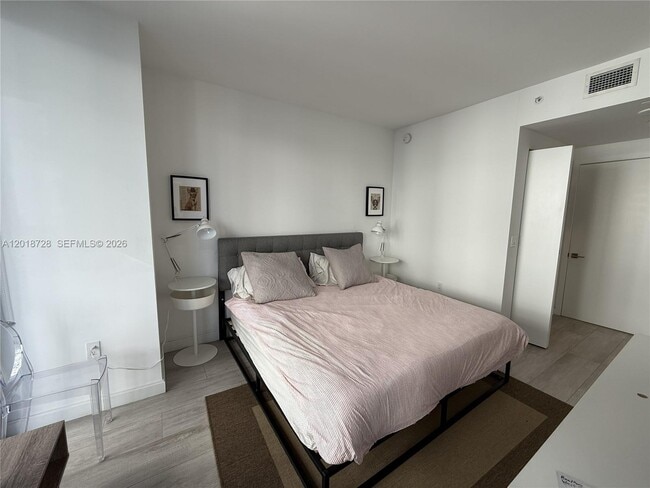 Photo - 55 SW 9th St Unit 2509