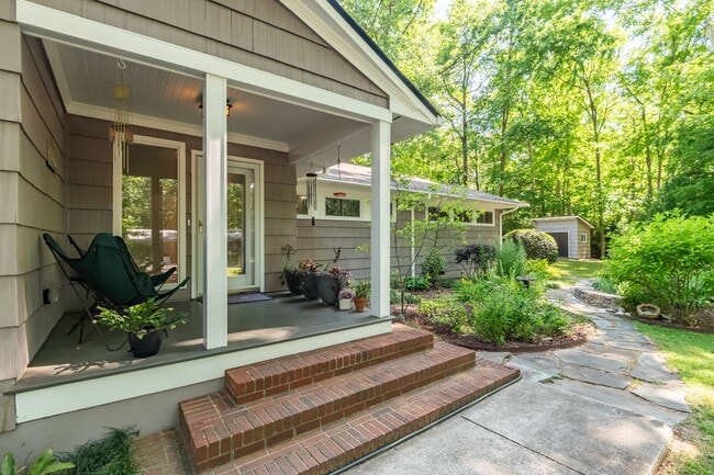 Photo - Prestine mid-century modern ranch minutes from Southpoint!- Application Pending