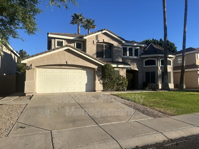 Building Photo - 1034 W Juanita Ave