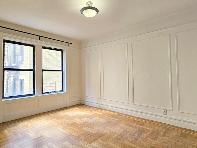 Photo - 664 W 163rd St Unidad 32