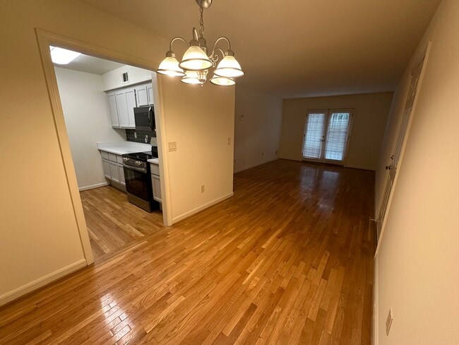 Photo - 2118 Acklen Ave Unit 64