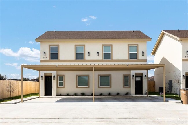 Photo - 605 Jasper St Townhome