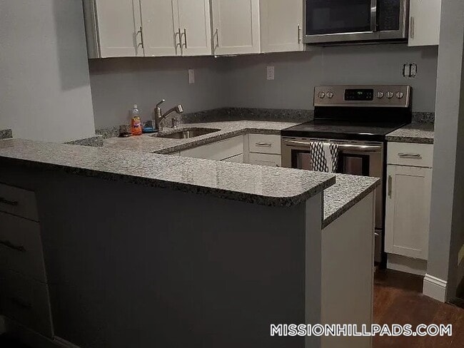 Photo - 846 Huntington Ave