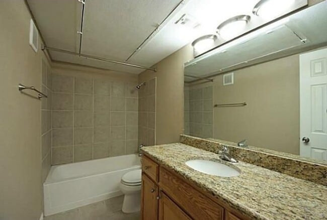 Photo - 10594 High Hollows Dr Unit 290