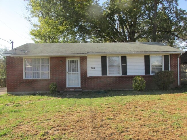 Photo - 3 Bedroom 1 Bath Pet Friendly Home For Rent!