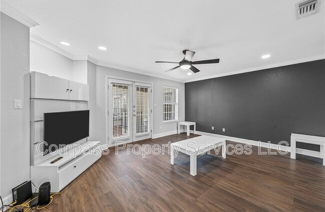Building Photo - 600 Bagby Ave Unit 600 Bagby #3E Rental