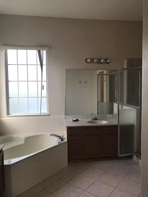 Photo - 13225 Canna Lily Dr