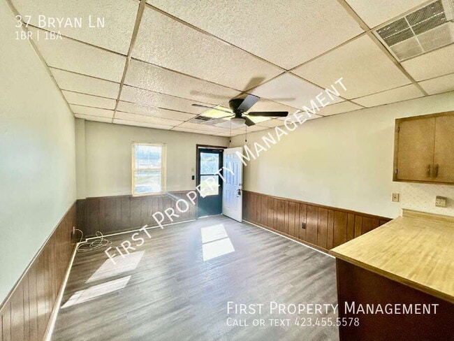 37 Bryan Ln