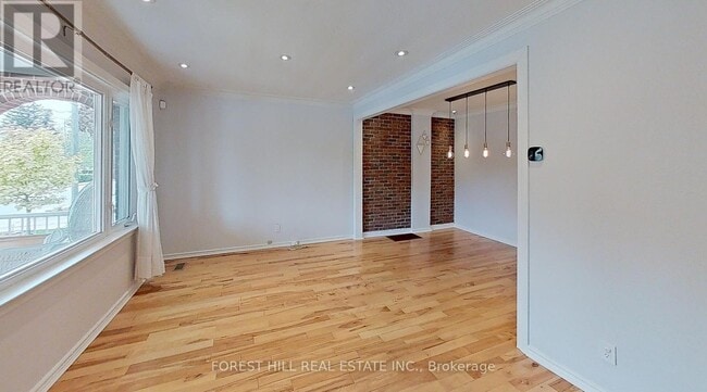 Photo - 32 Rotherham Ave