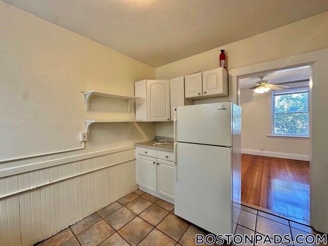 520 Cambridge St Unit 3