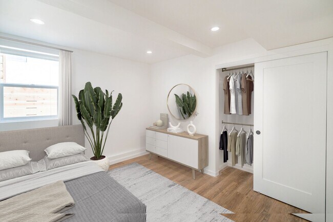 Photo - 3412 Bellevue Ave