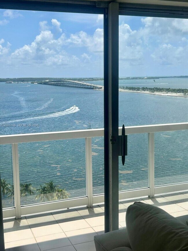 Building Photo - 2451 Brickell Ave Unit 16J