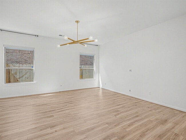 Photo - 6019 Dovetail Cliff Ct