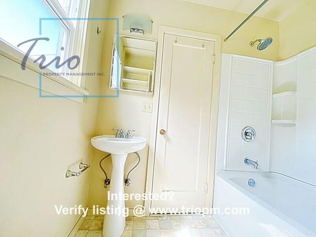 Photo - 825 N Street