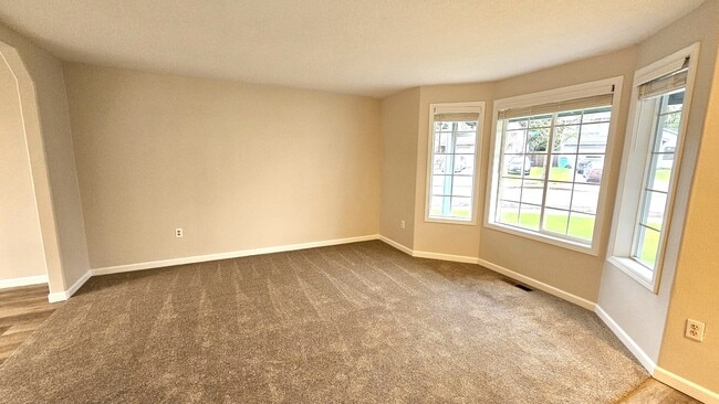 Photo - 10032 NE 19th St