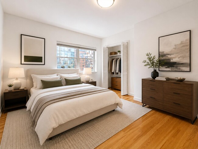 Photo - 401 E 68th St Unidad PHB