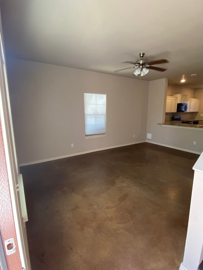 Photo - 1719 Houston St