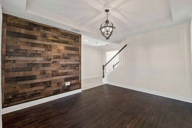 Photo - 4522 Scarlet Loop