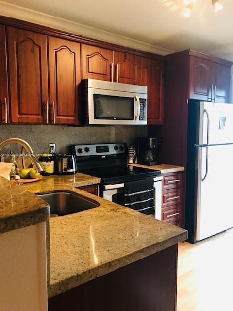 Building Photo - 2575 SW 27th Ave Unit 507 Rental