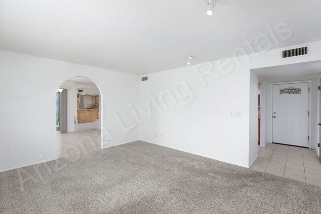Photo - 1265 Bombay Cir