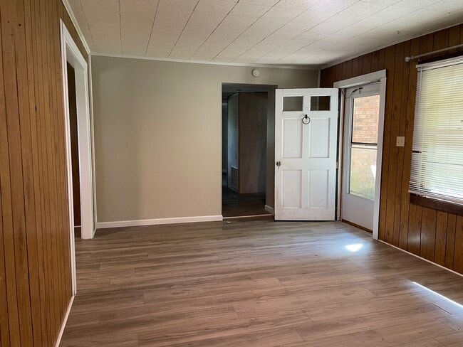 Photo - 4 BED, 2 BATH LOCATED IN BISCOE!