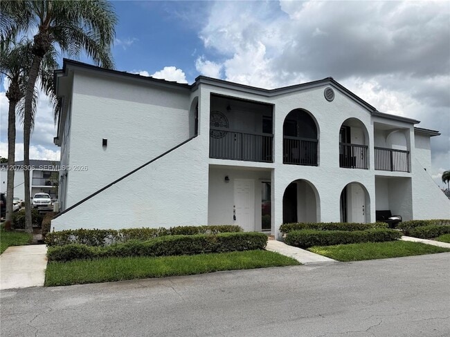 Building Photo - 18226 Mediterranean Blvd Unit 1603