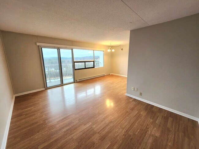 Photo - 155 Mystery Lake Dr Unit 703